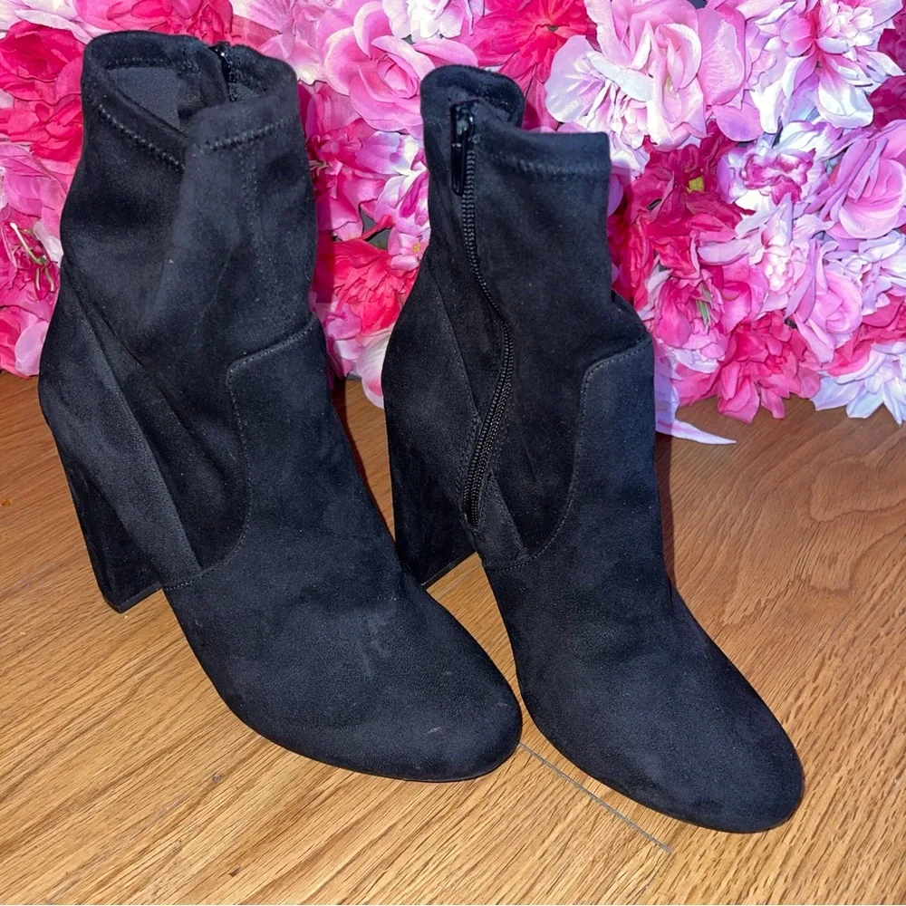 CALL IT SPRING Stretch ankle booties